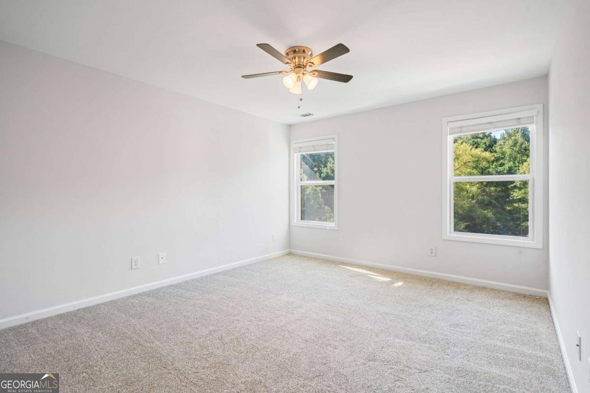 5689 Winter Bluff Way Buford - 32