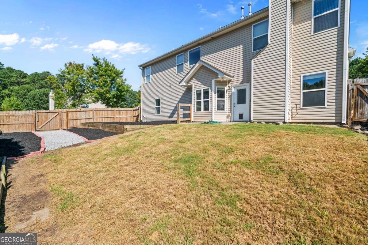 5689 Winter Bluff Way Buford - 36