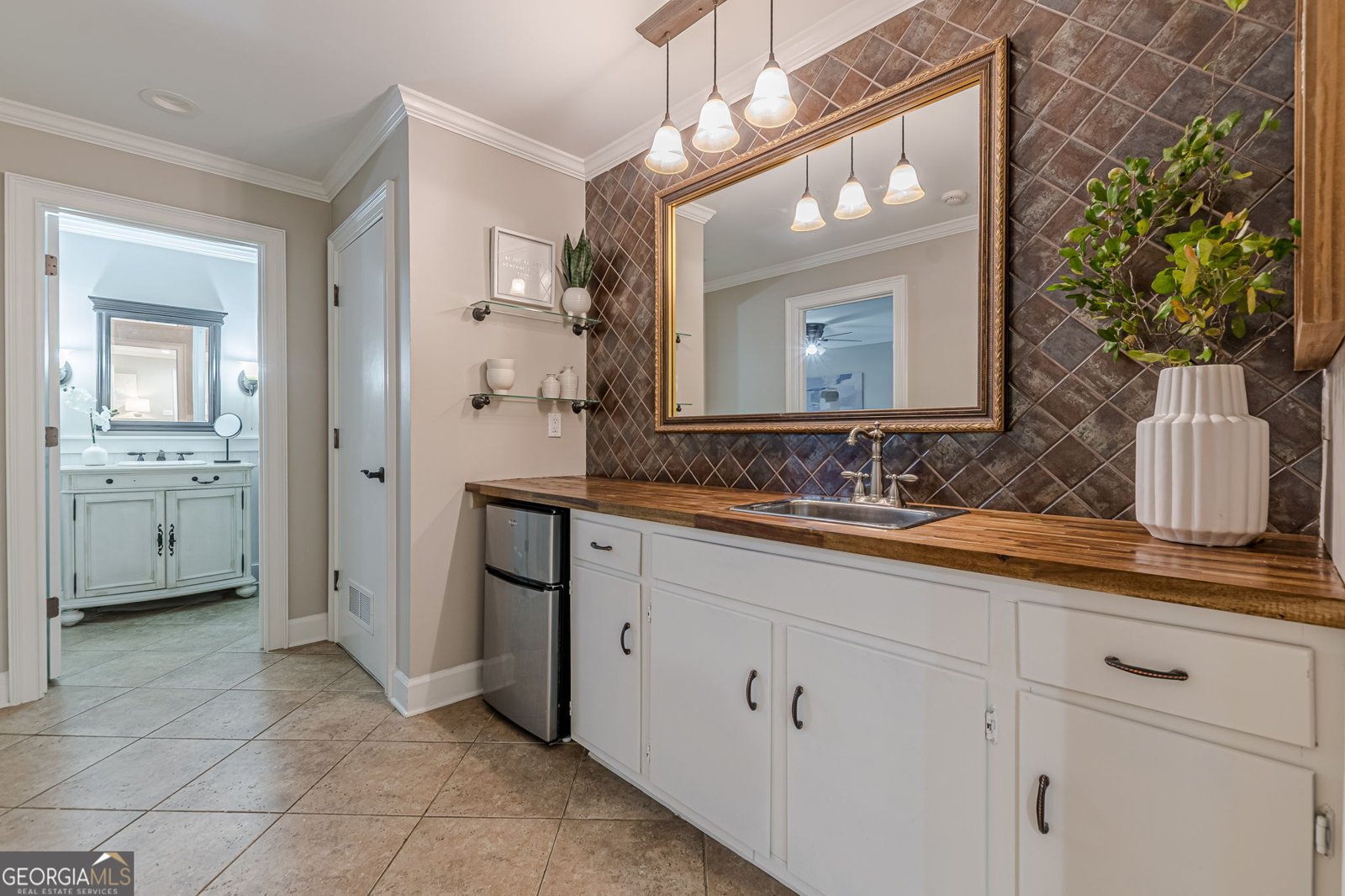 5752 PHILLIPS MILL Road Douglasville - 77