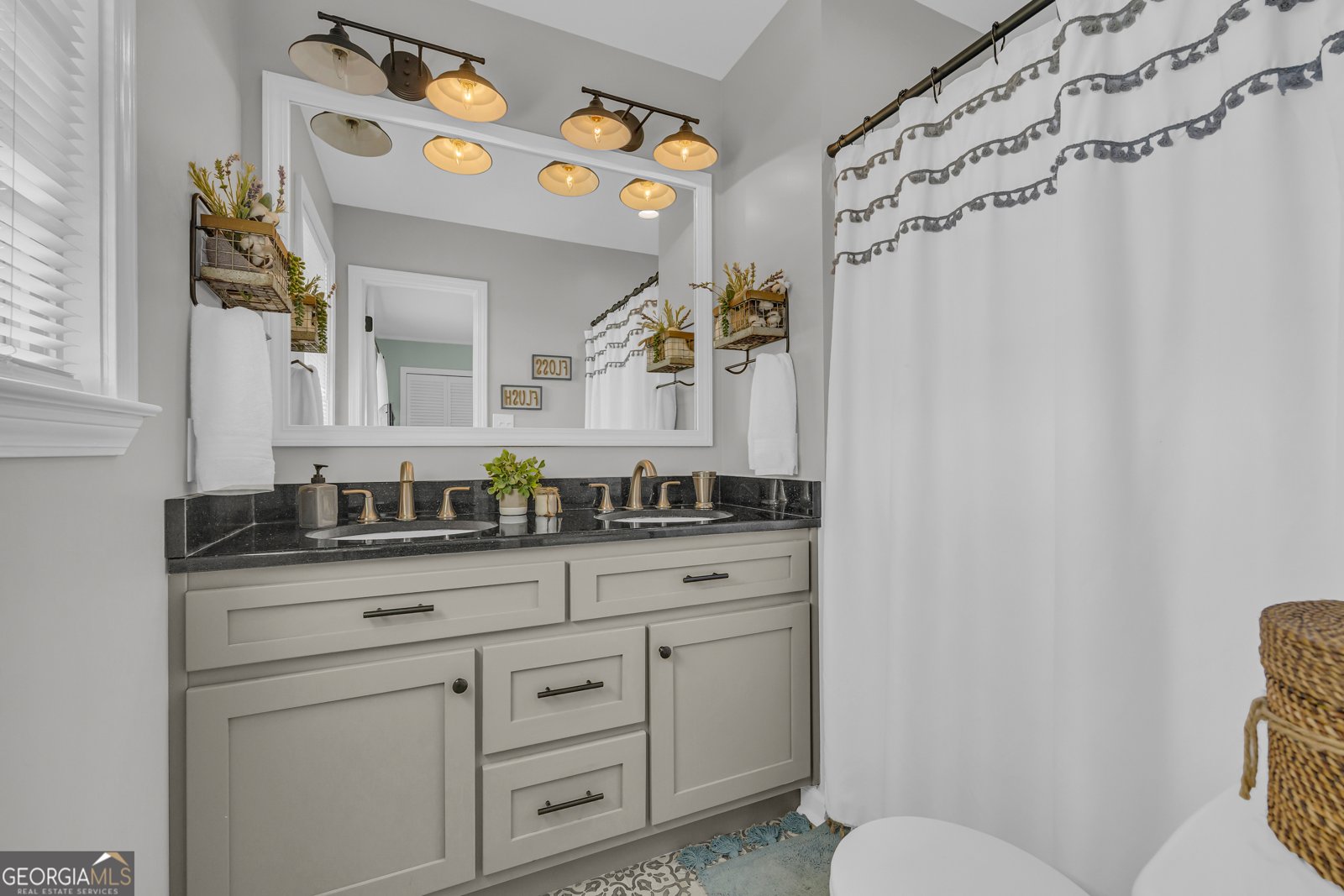 2470 Dr George Ward Drive Elberton - 37