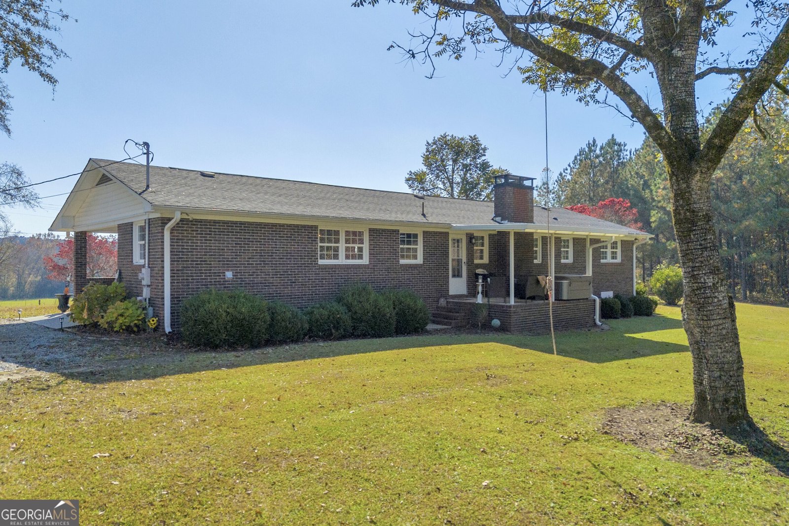 2470 Dr George Ward Drive Elberton - 45