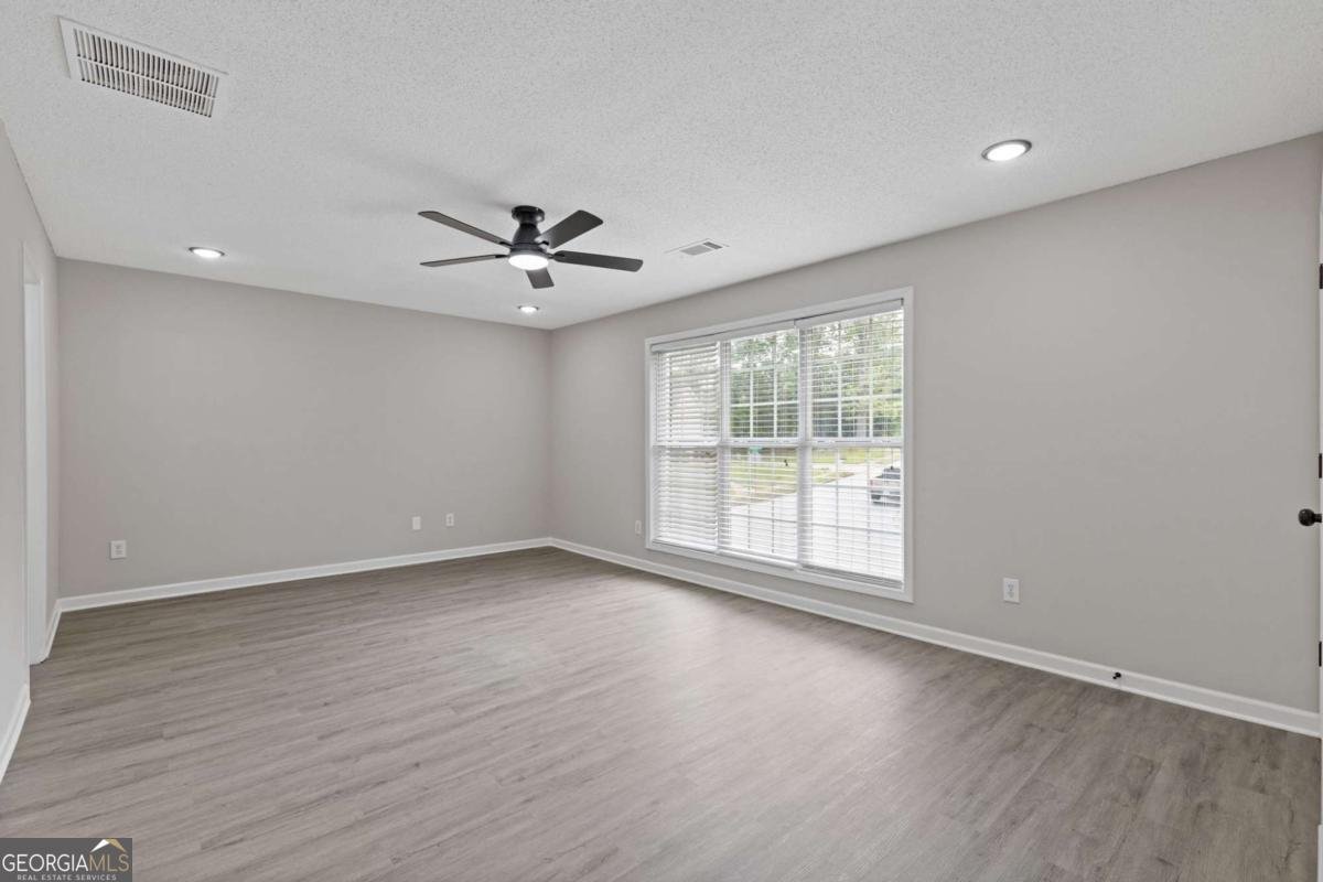 285 Camden Park Drive Lawrenceville - 20