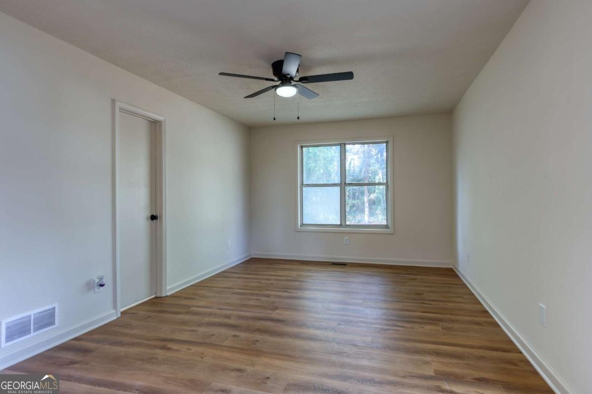 8936 Western Pines Drive Douglasville - 20