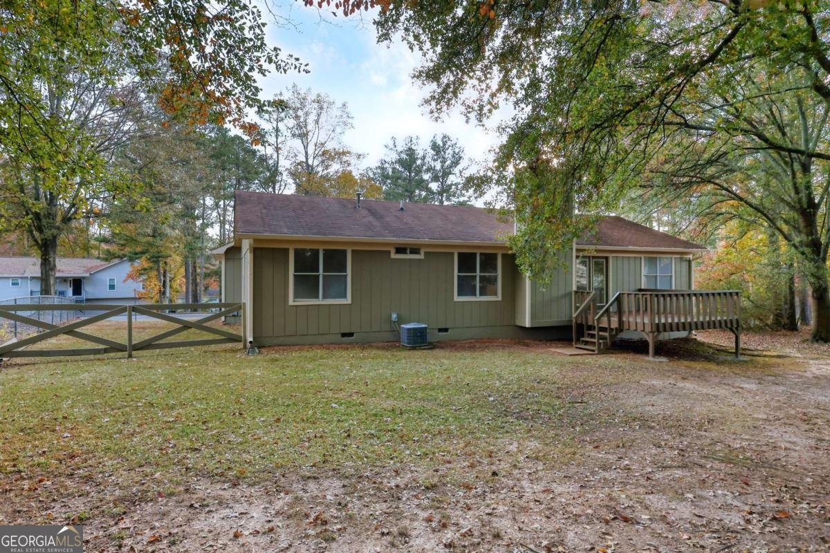 8936 Western Pines Drive Douglasville - 24