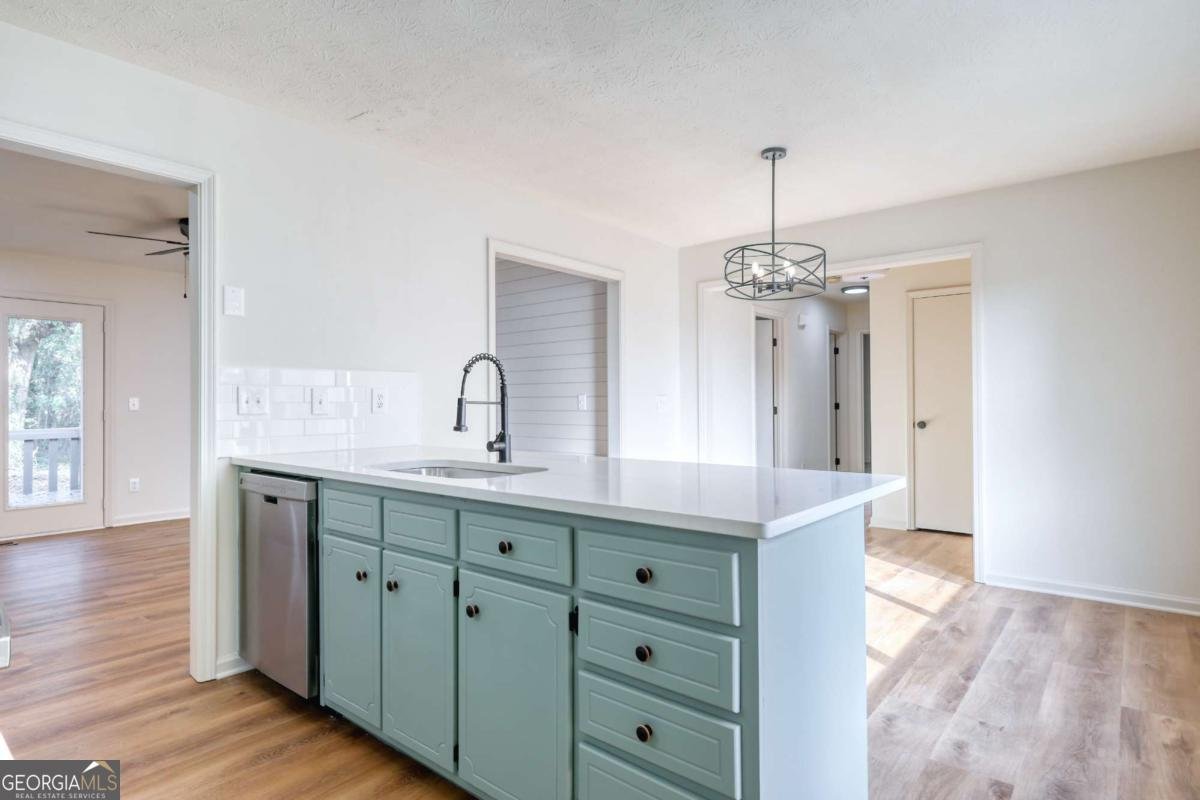 8936 Western Pines Drive Douglasville - 8