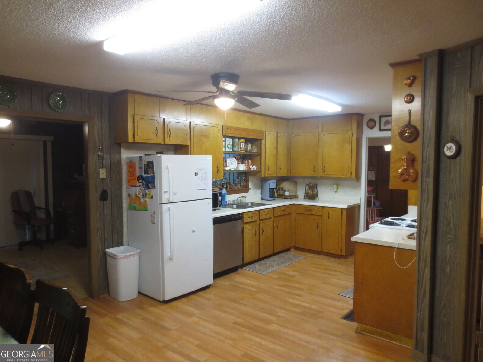 215 Hunt Road Kathleen - 3