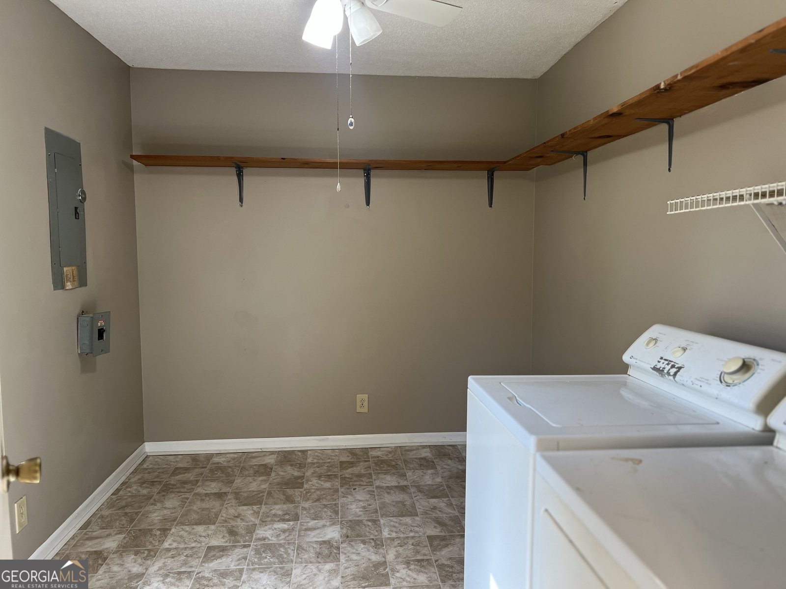 246 Joycliff Circle Macon - 31