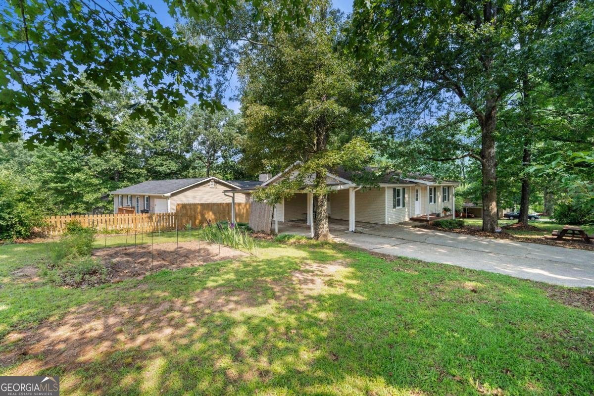 245 Amanda Court Stockbridge - 9