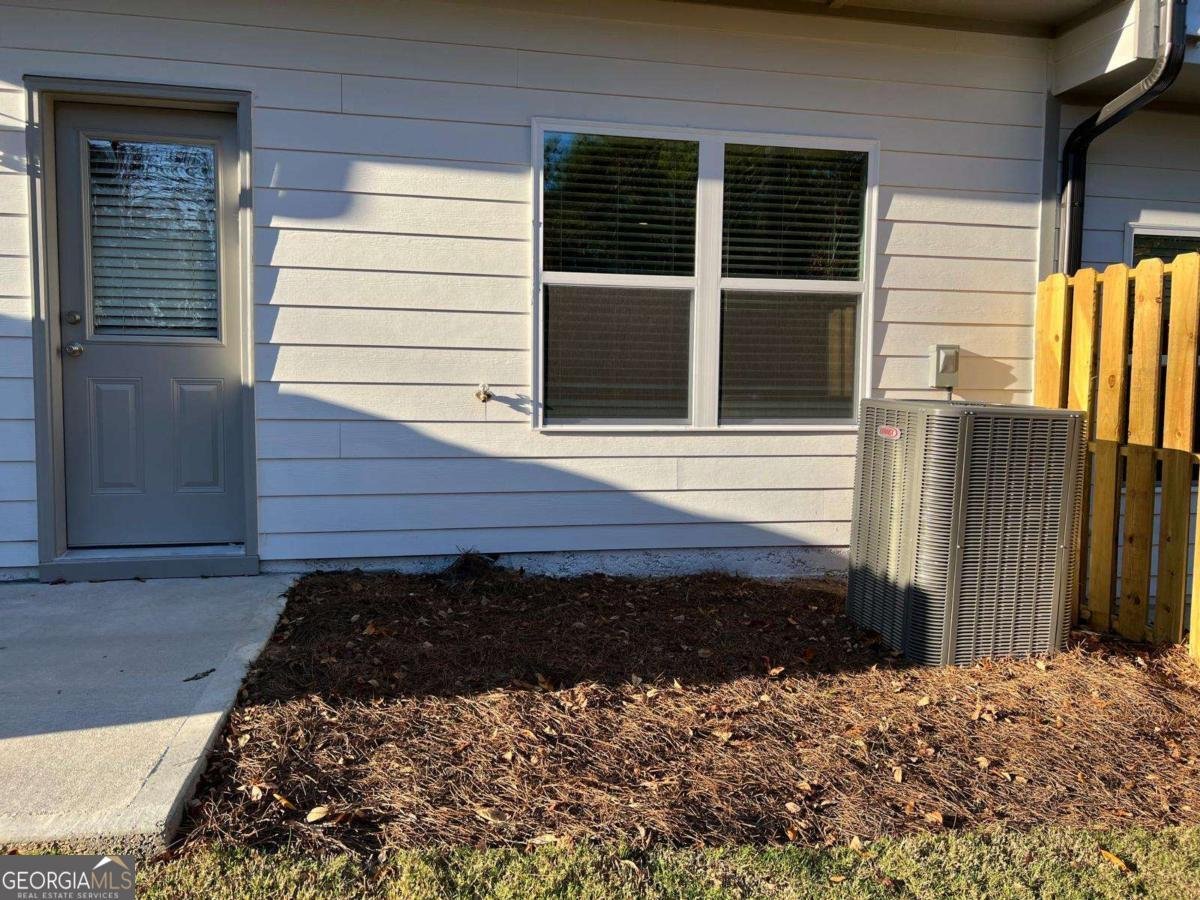 1391 Ben Park Way Grayson - 28