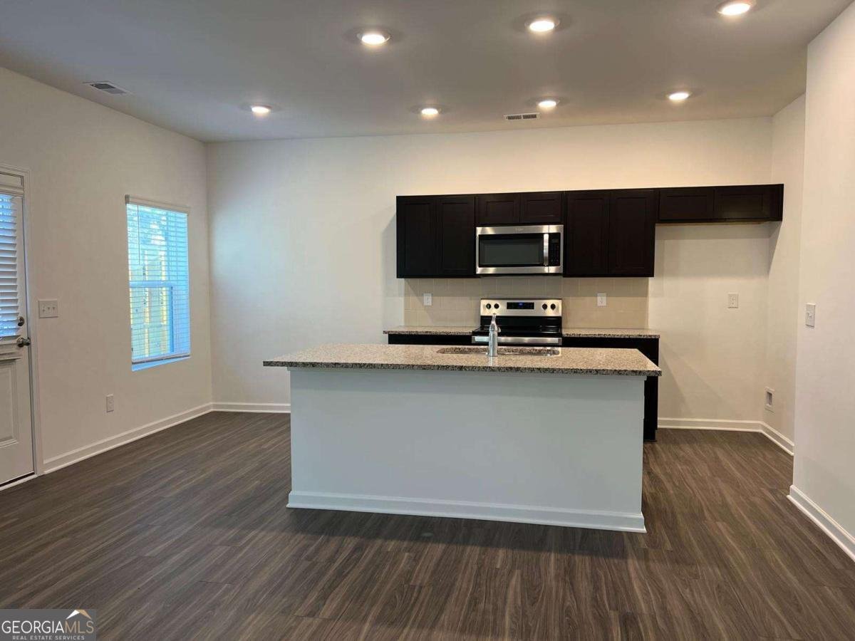 1391 Ben Park Way Grayson - 6