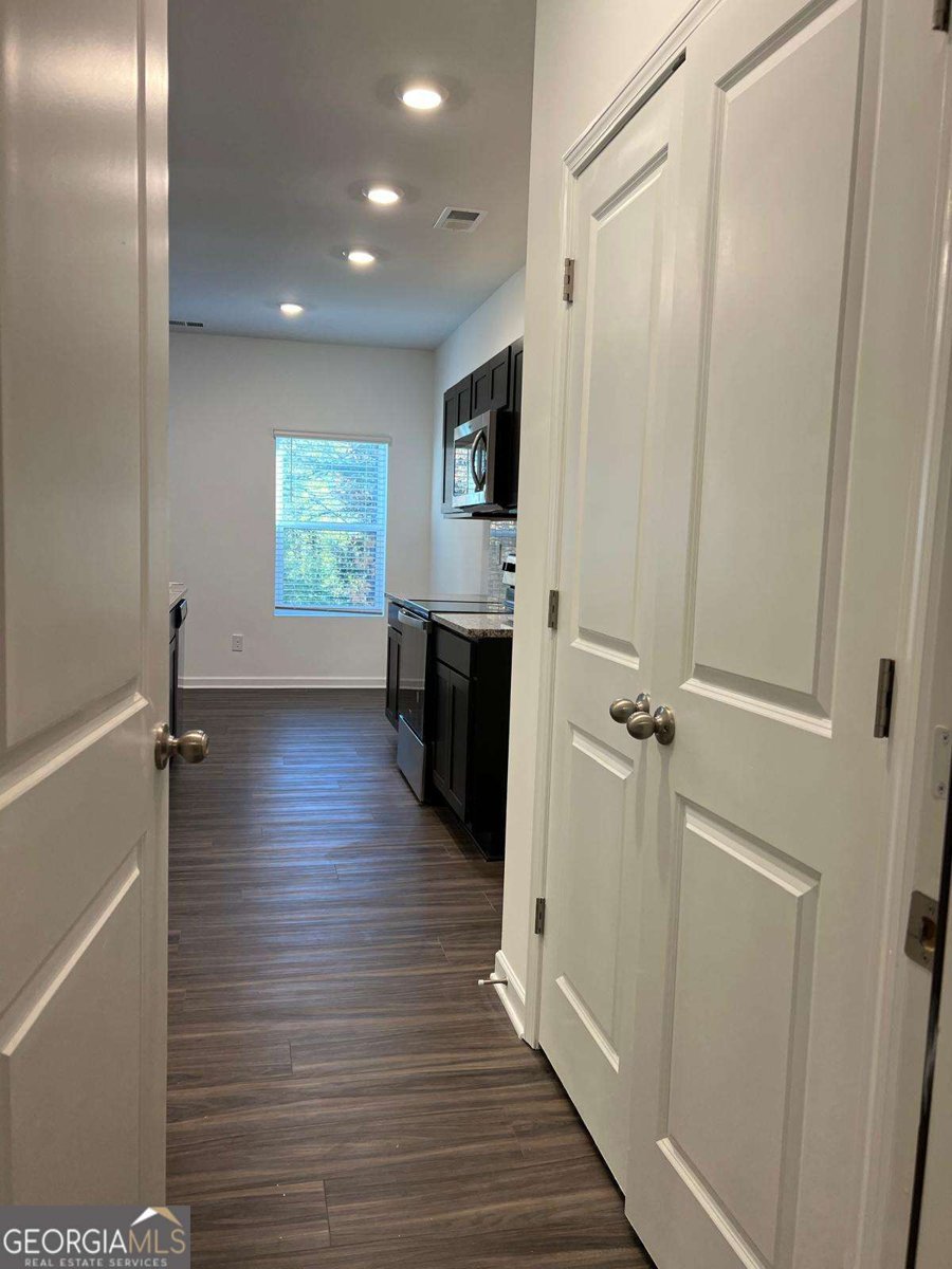 1391 Ben Park Way Grayson - 8