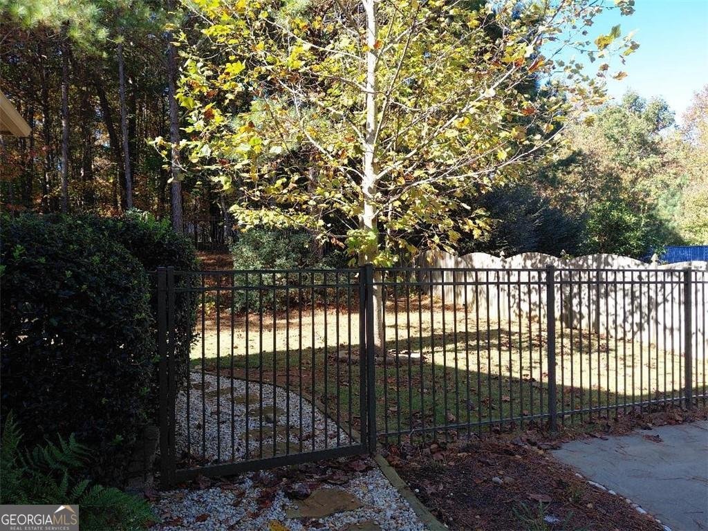 211 Montana Way Canton - 16