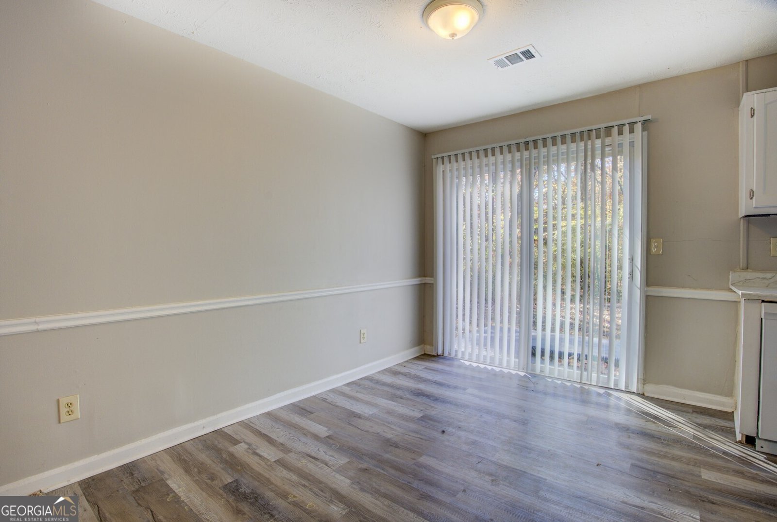 860 Forest Path Stone Mountain - 17