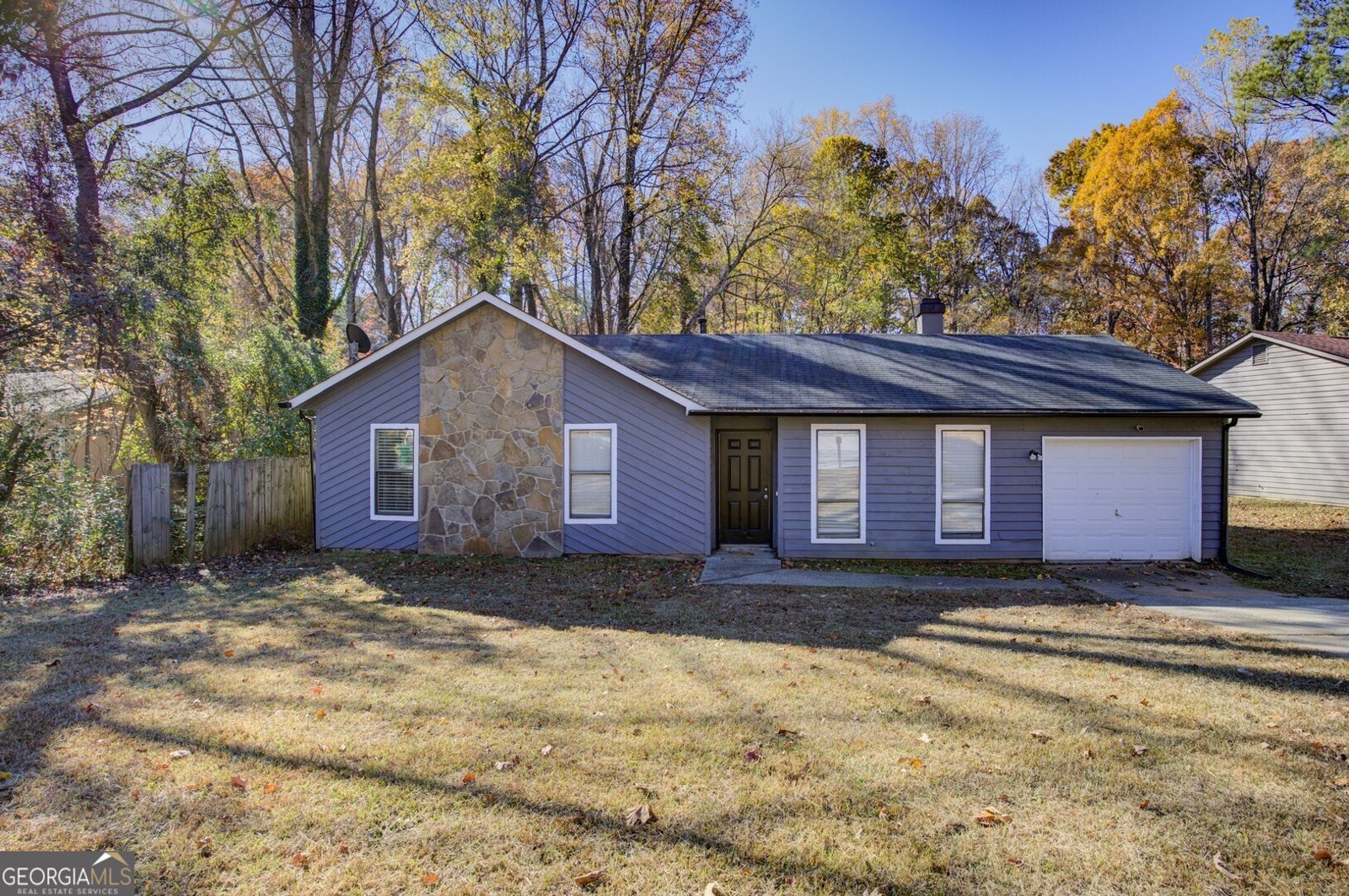 860 Forest Path Stone Mountain - 2