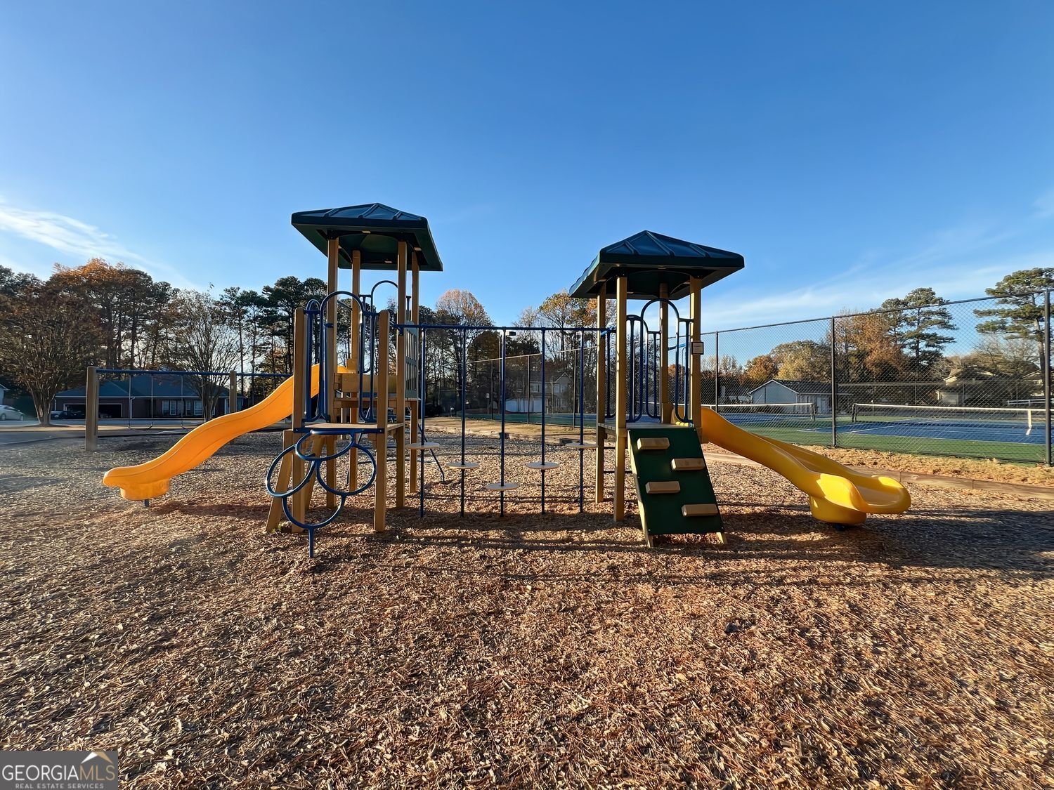 565 Paris Drive Lawrenceville - 14