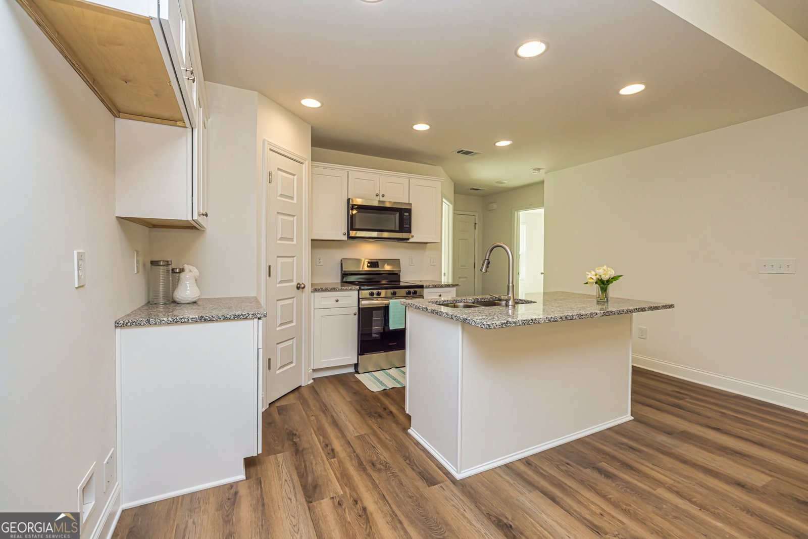 44 Holly Lane Woodbury - 2