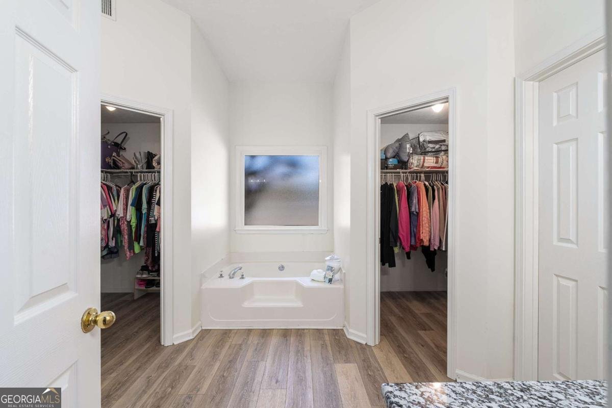 900 Burning Bush Drive Loganville - 1