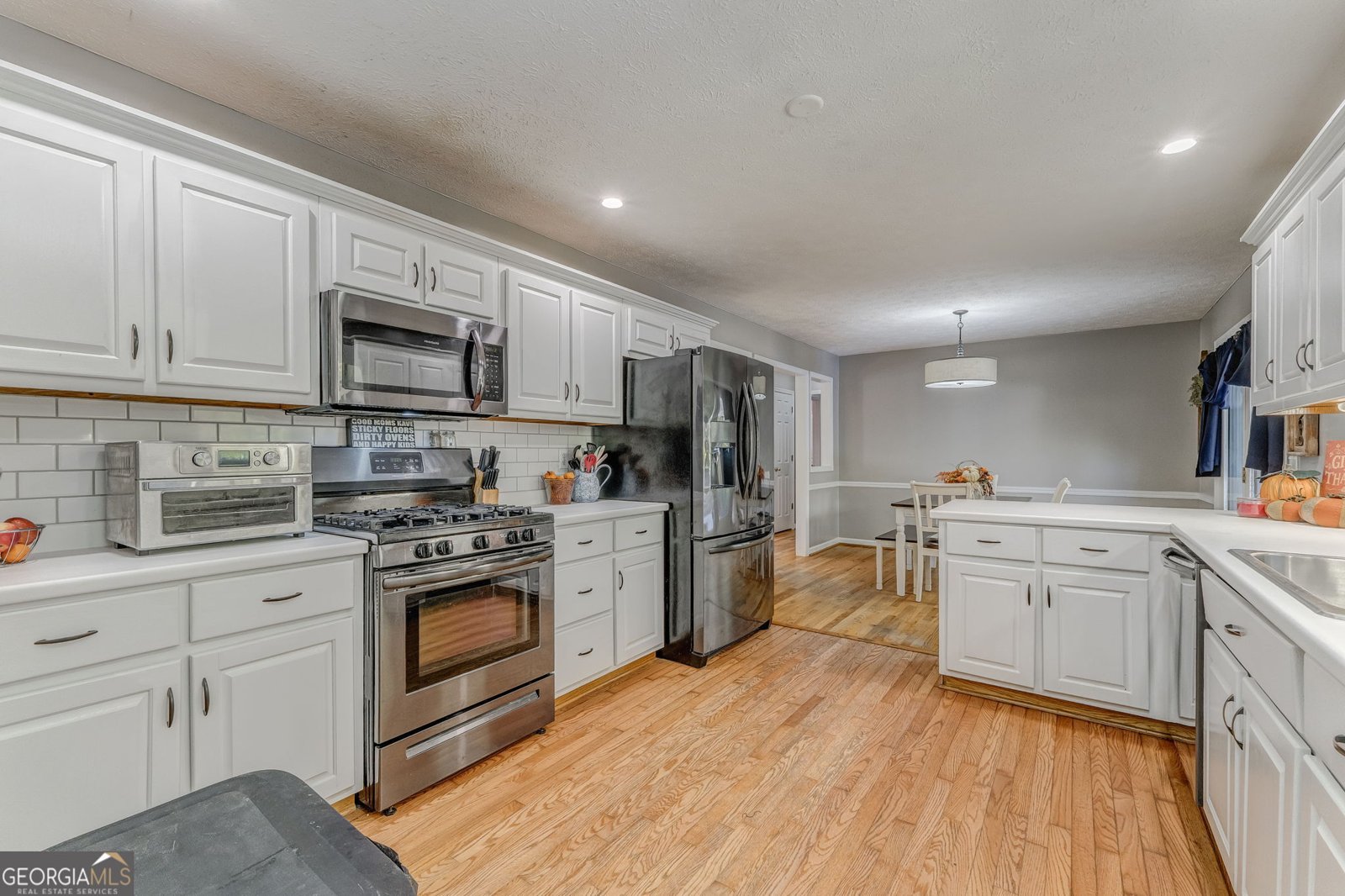 12 Lucas Lane Rome - 14