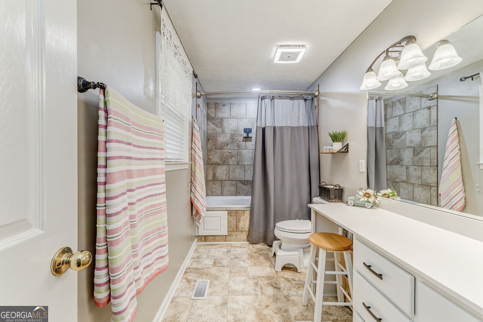 12 Lucas Lane Rome - 22