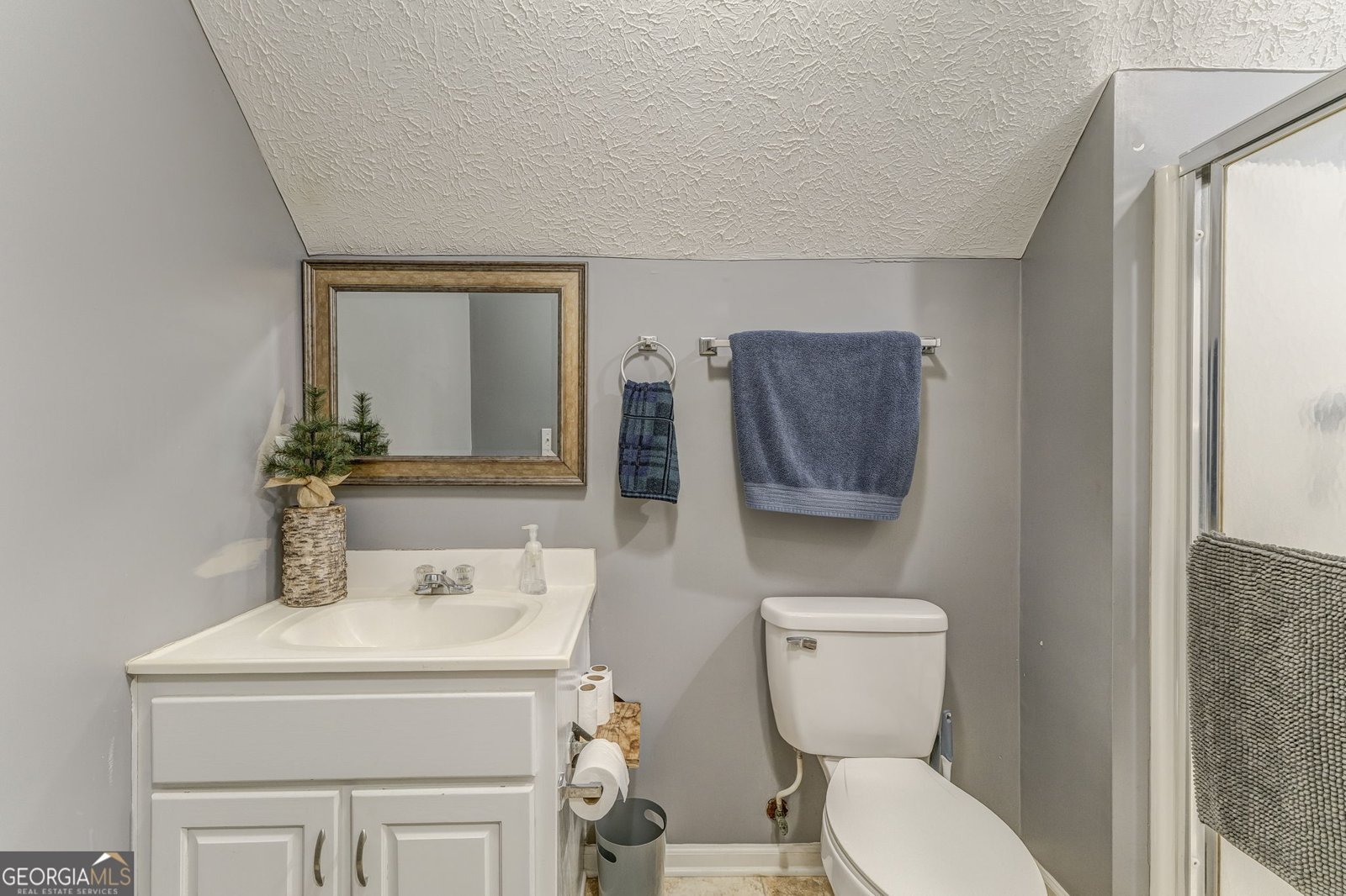 12 Lucas Lane Rome - 30