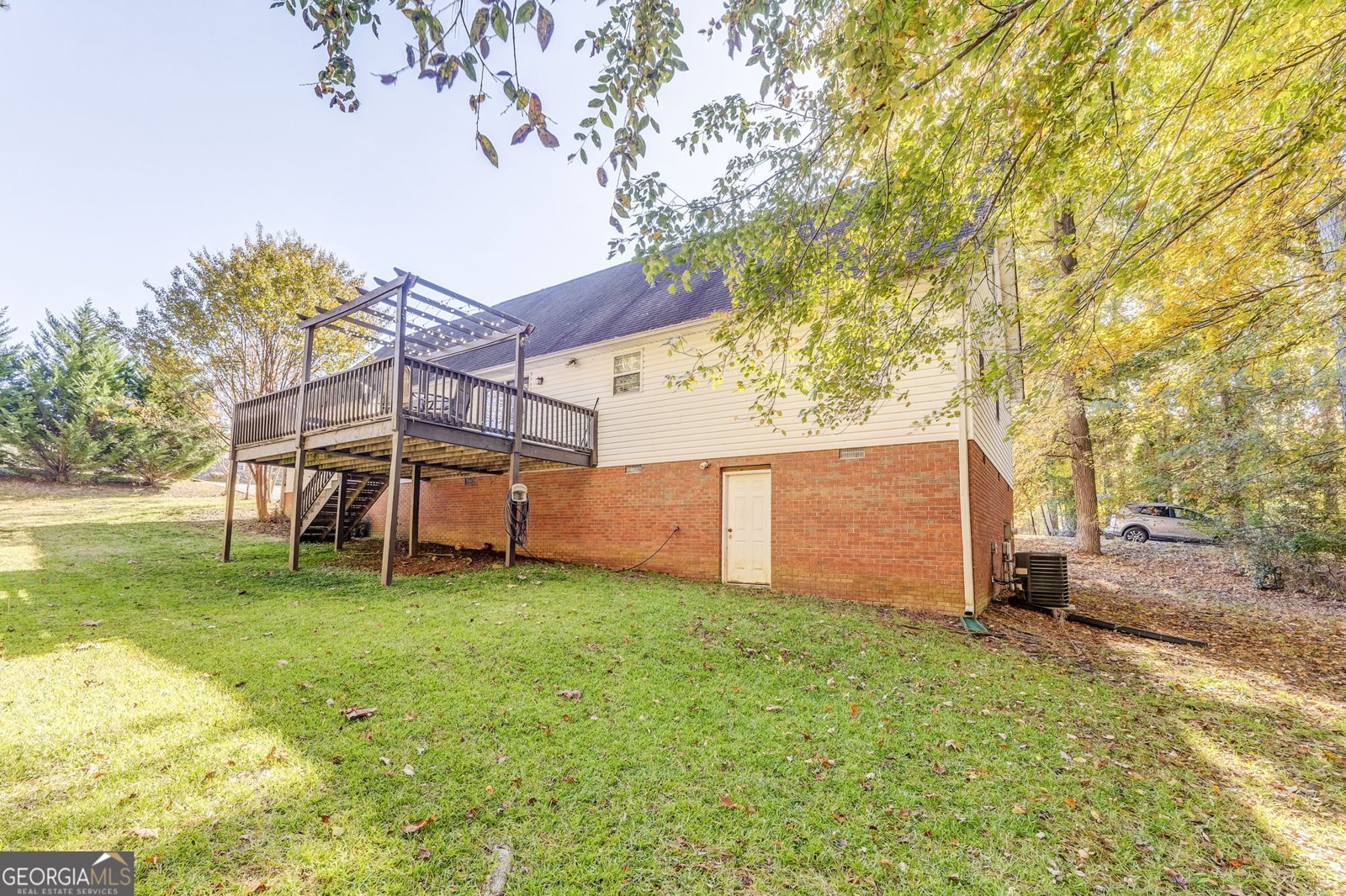 12 Lucas Lane Rome - 34