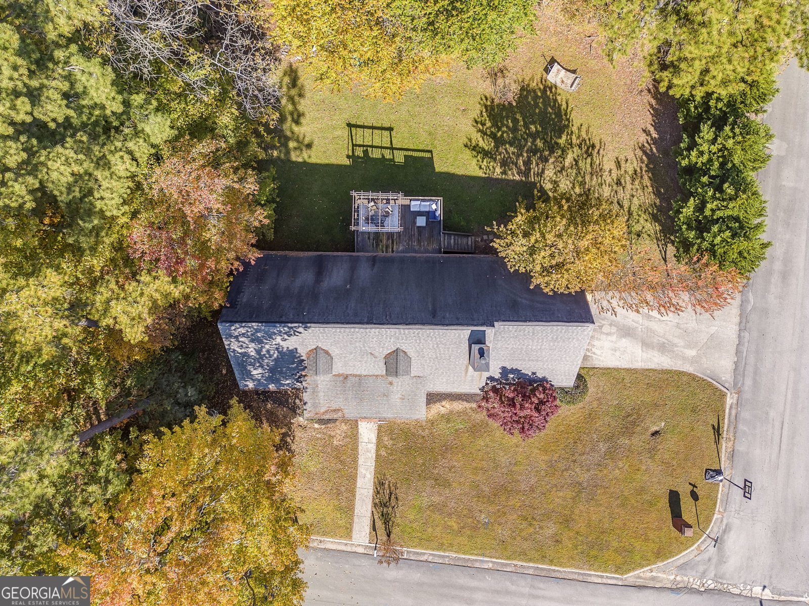 12 Lucas Lane Rome - 36