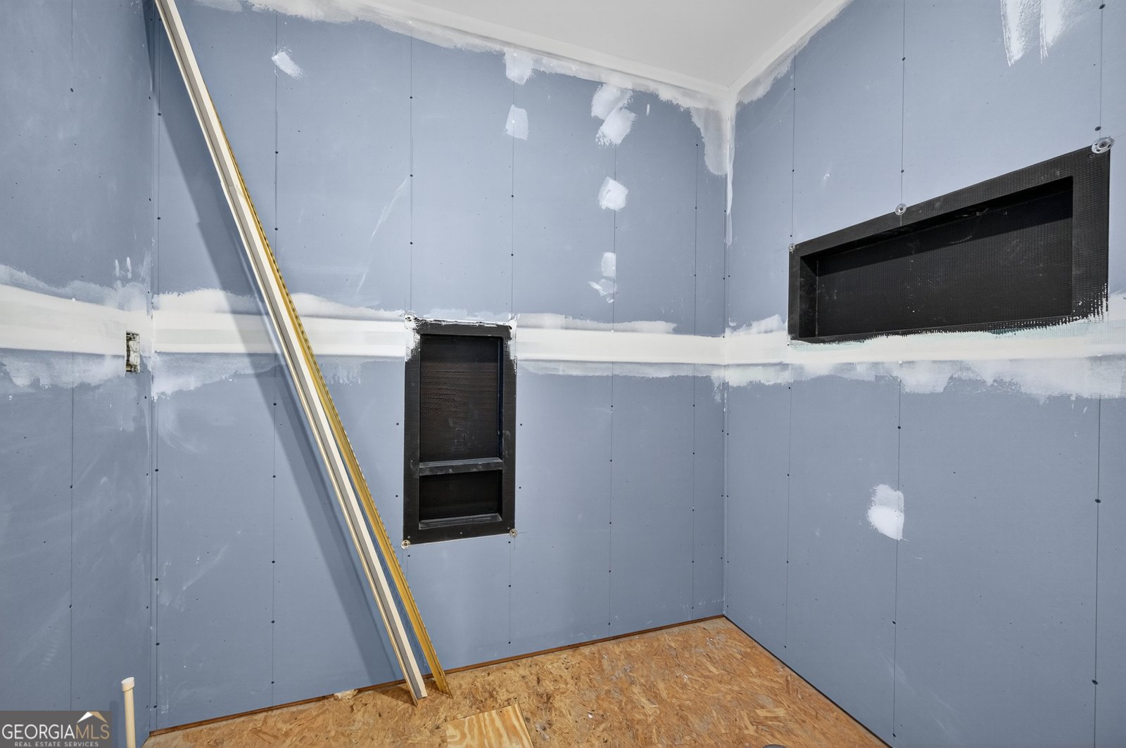 4460 Suwanee Dam Road Suwanee - 24