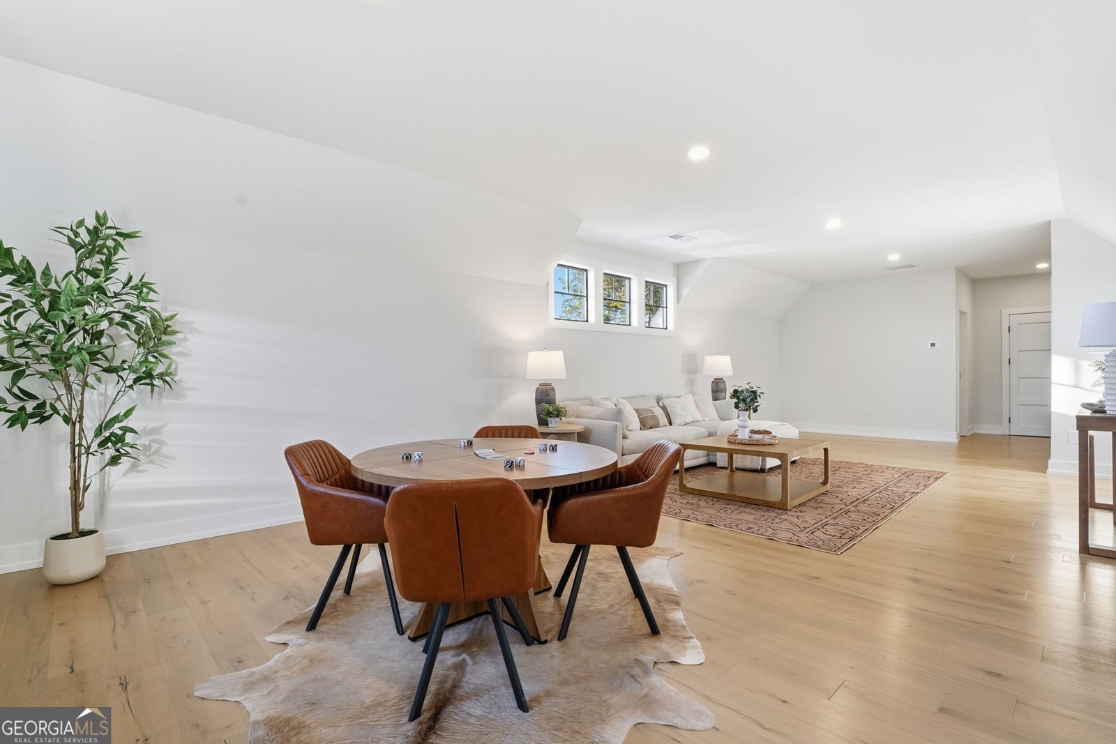 933 MOUNT CARMEL CHURCH Lane Canton - 28