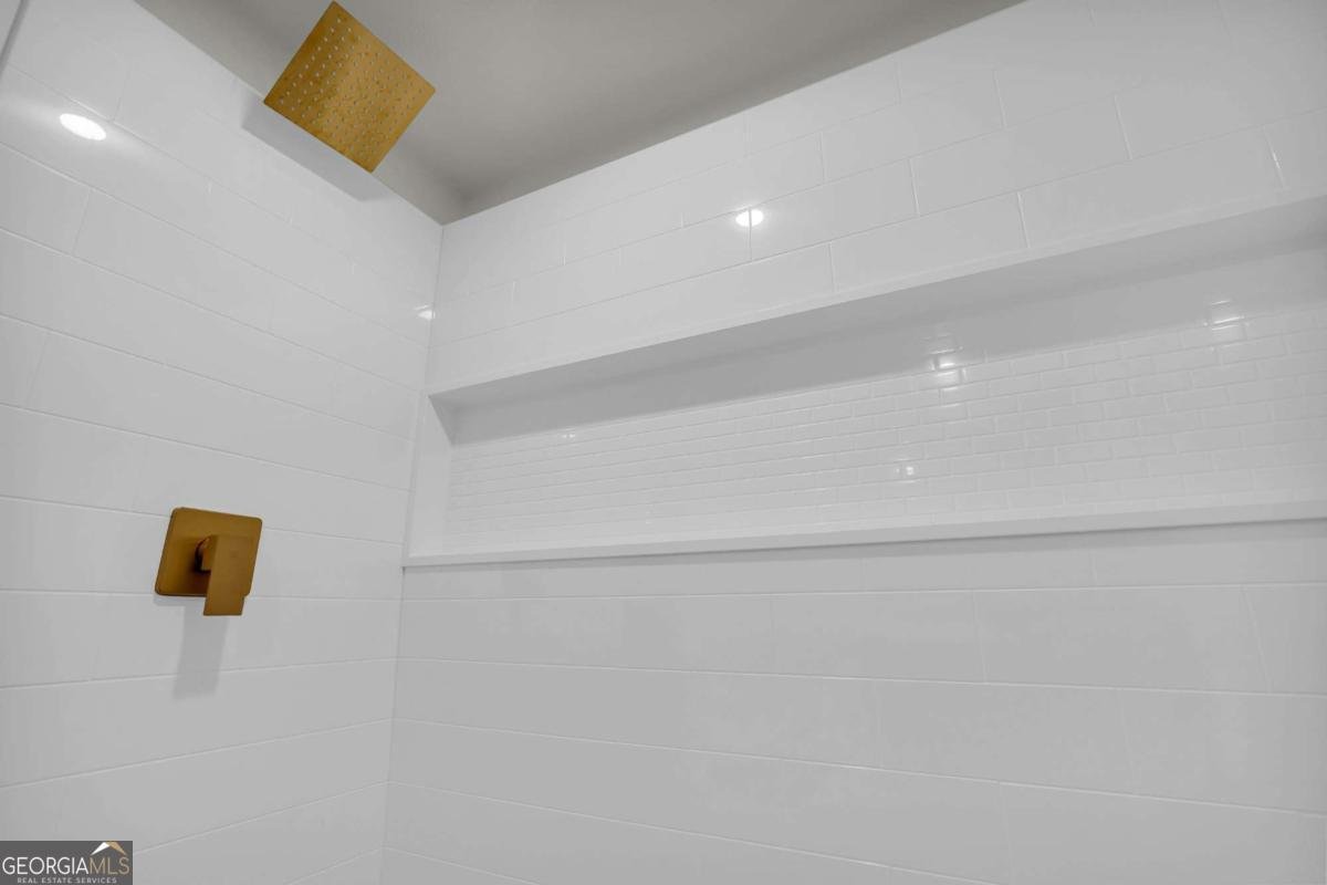 6150 Silver Spur Drive Lithonia - 27