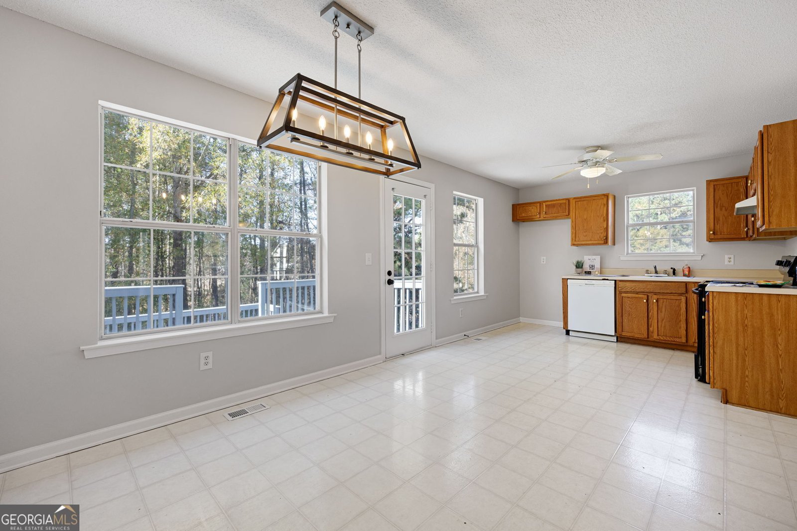 42 Glenmore Drive Kingston - 13