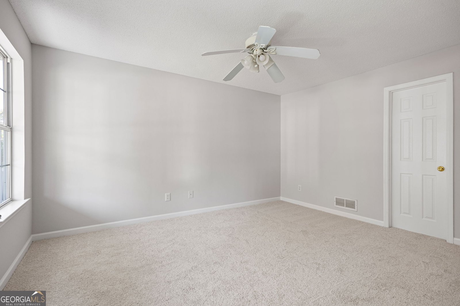 42 Glenmore Drive Kingston - 21