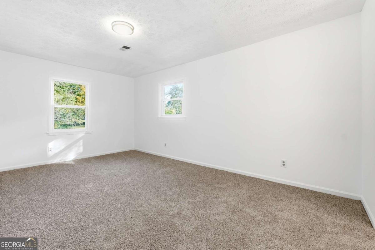 6917 Laurelwood Drive Douglasville - 12