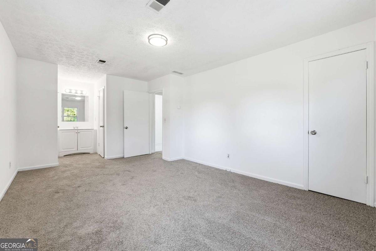 6917 Laurelwood Drive Douglasville - 13