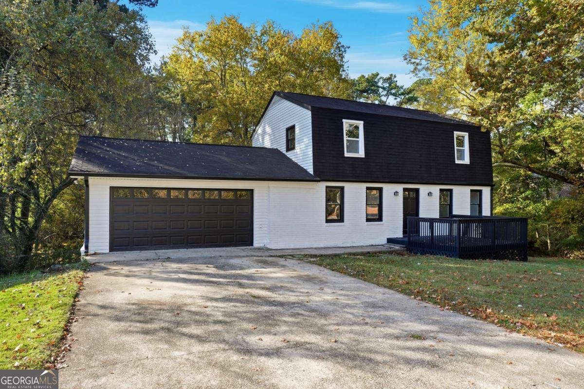 6917 Laurelwood Drive Douglasville - 3