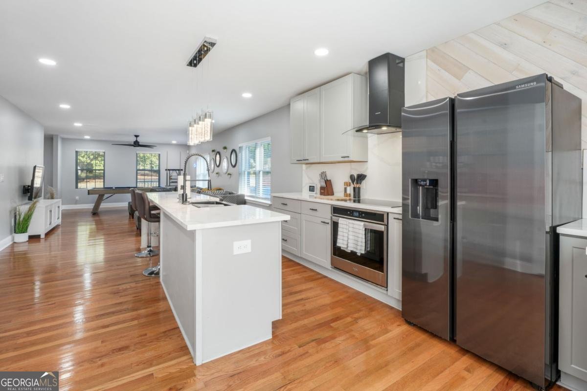 992 Beckwith Street Atlanta - 1