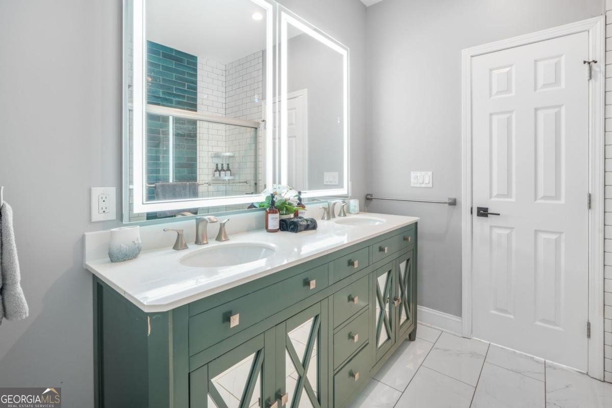 992 Beckwith Street Atlanta - 31