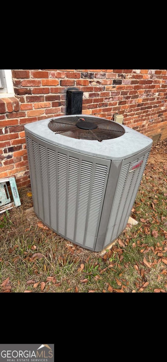 1643 Wesleyan Hills Drive Macon - 19