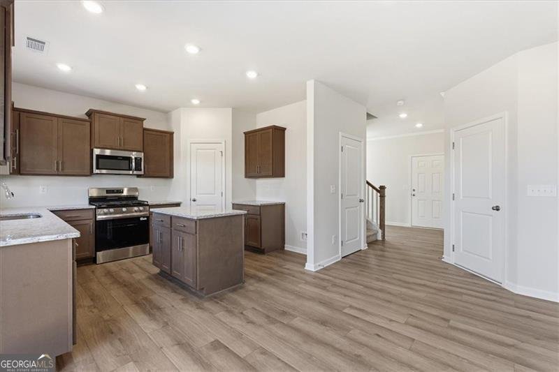 129 Bloomfield Circle Canton - 12