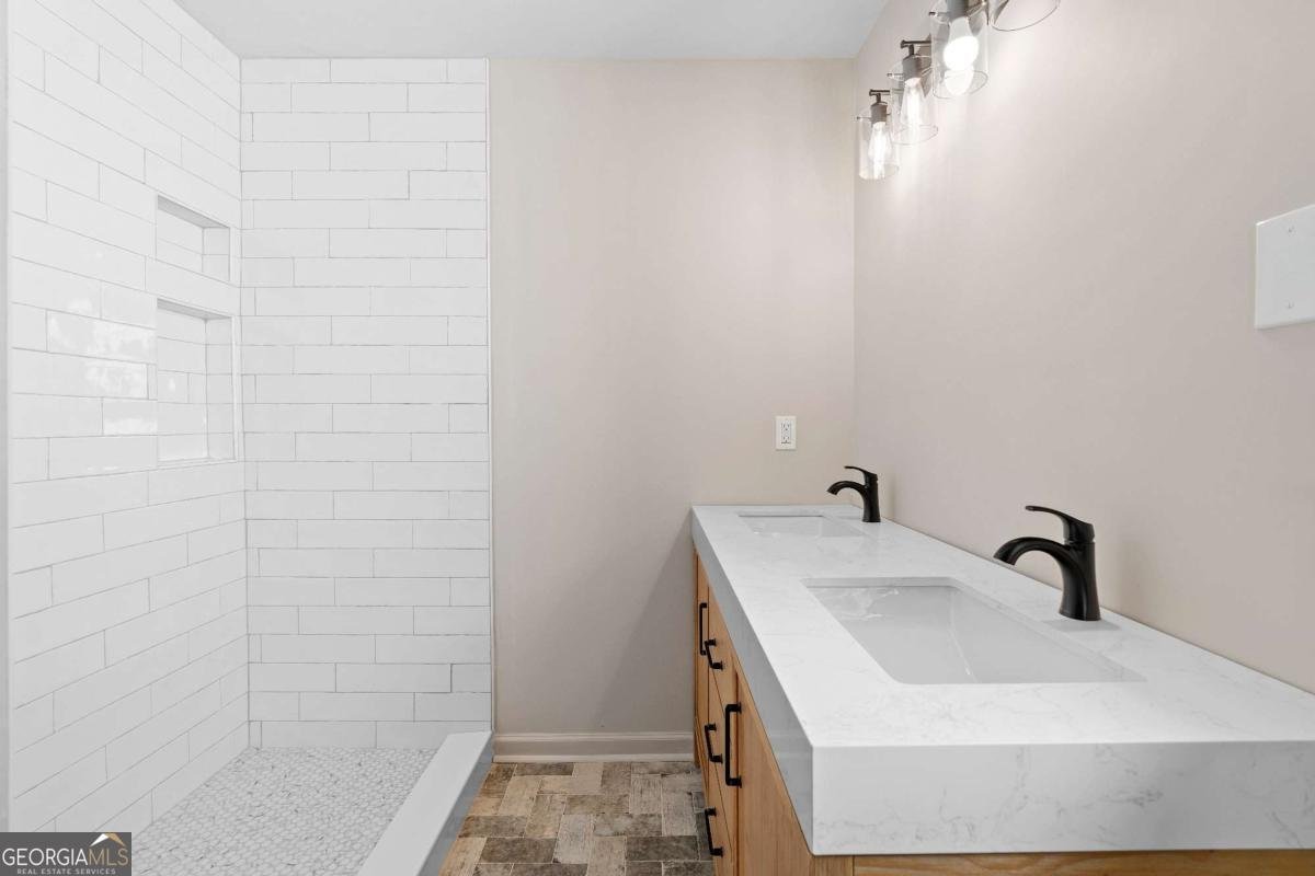 2851 Dale Drive Marietta - 24