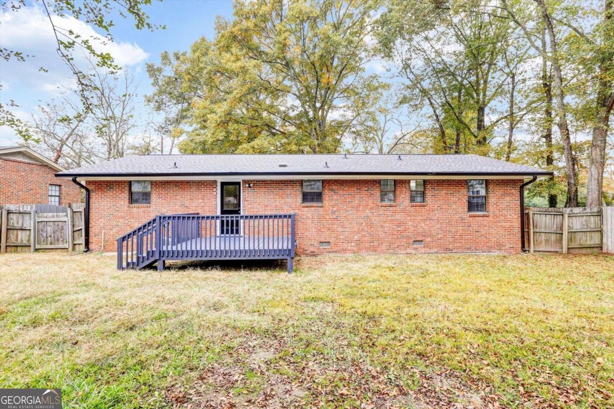 122 Capitol Avenue Winder - 14