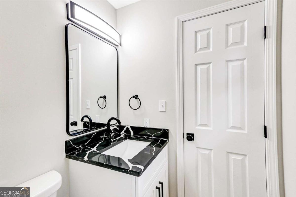 122 Capitol Avenue Winder - 4