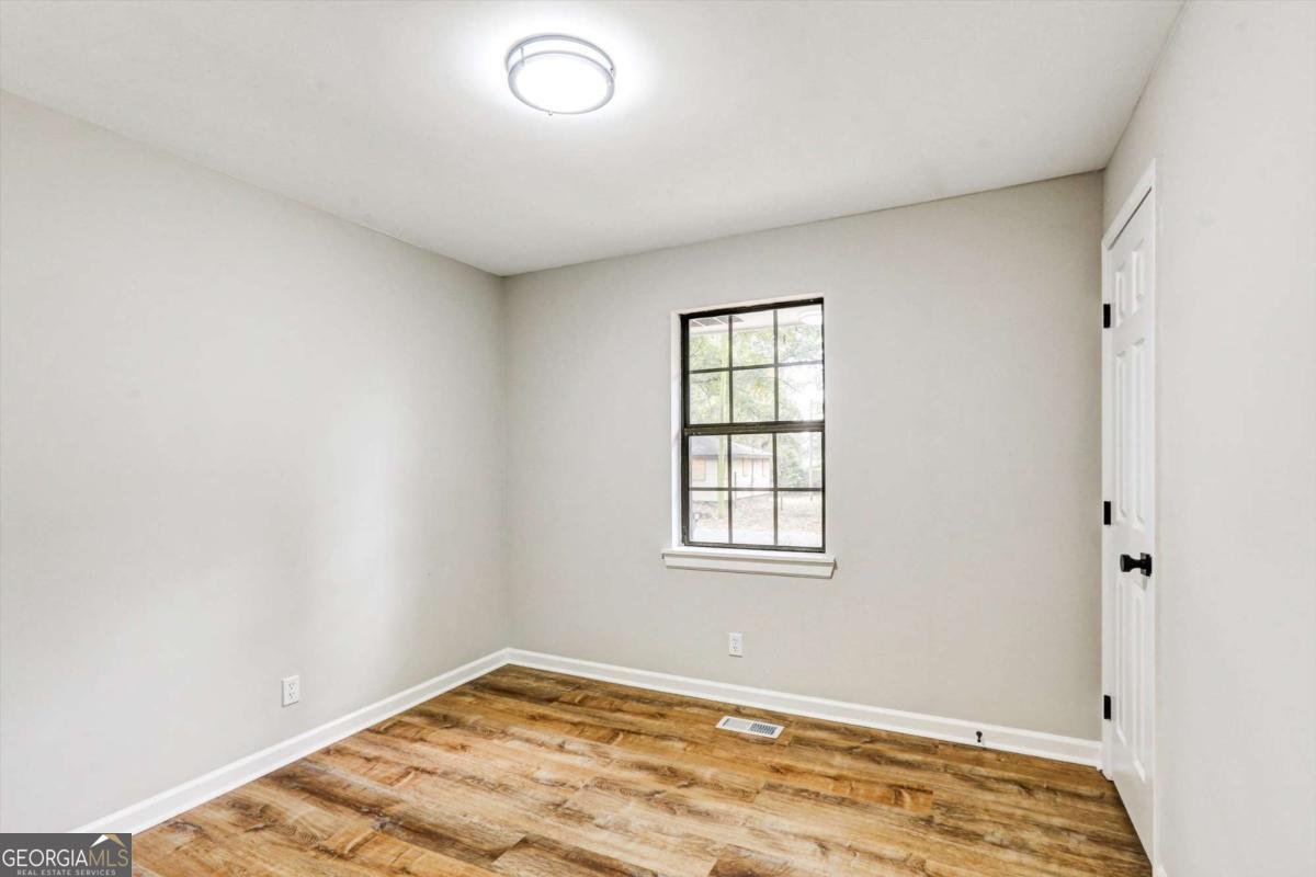 122 Capitol Avenue Winder - 7