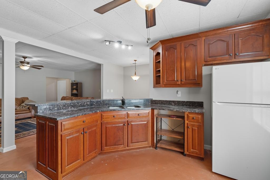 760 Singley Drive Locust Grove - 32