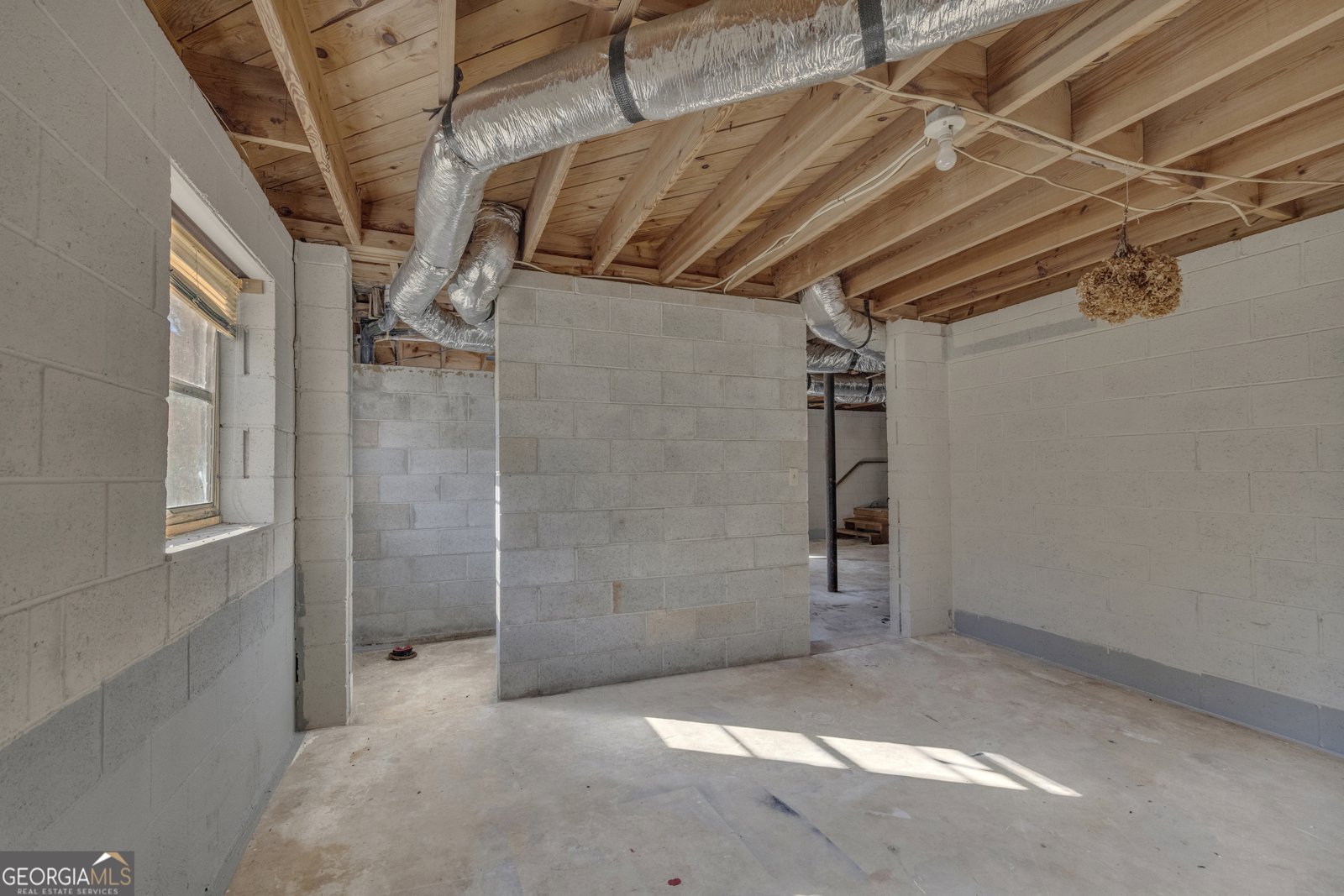 2207 Blacksnake Road Mount Airy - 45