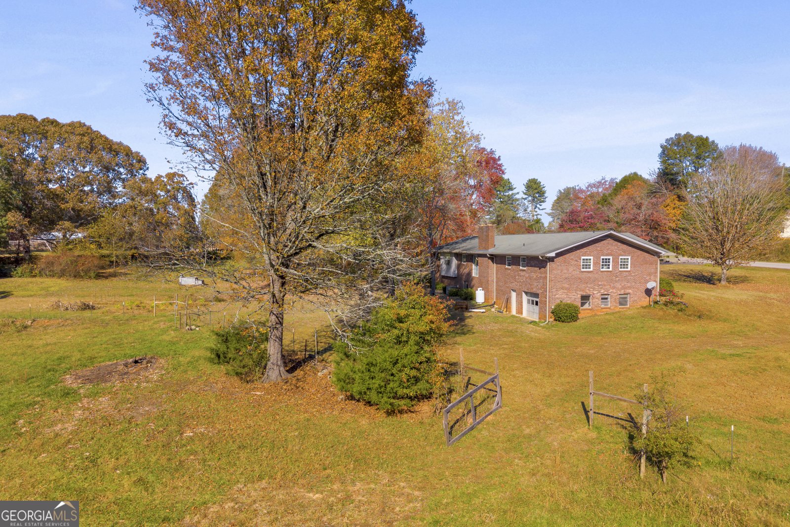 2207 Blacksnake Road Mount Airy - 54