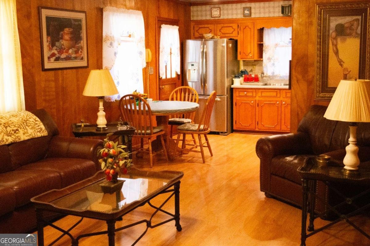 2719 Waleska Way East Point - 4