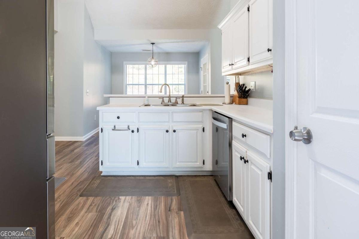 727 Eight Point Court Suwanee - 11