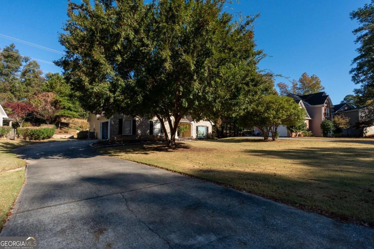 727 Eight Point Court Suwanee - 5