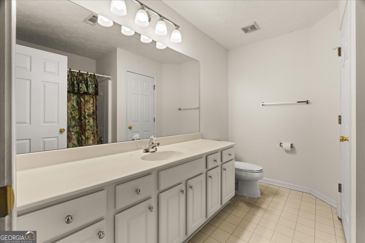 4520 Lafayette Lane Loganville - 14