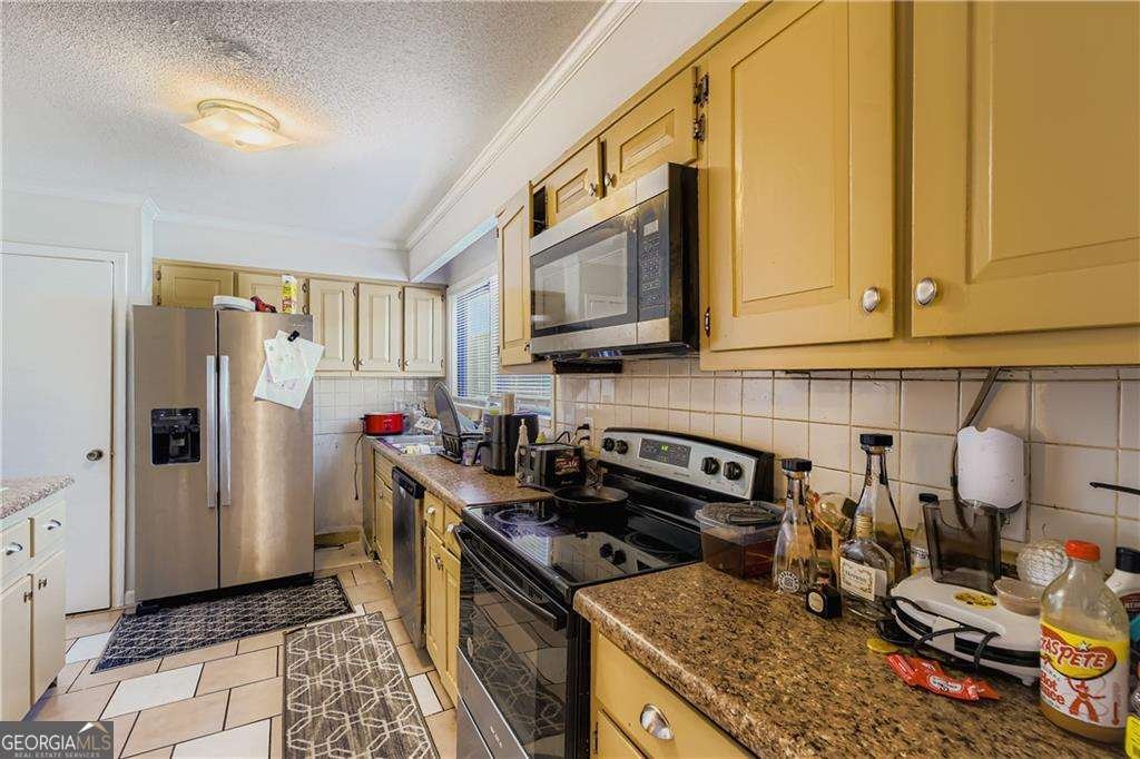 2 Willowick Drive Lithonia - 3